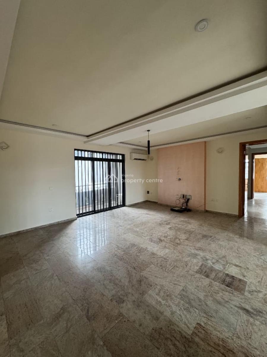 Spacious 3 Bedroom Apartment with Bq, Lekki Phase 1, Lekki, Lagos, Flat / Apartment for Rent