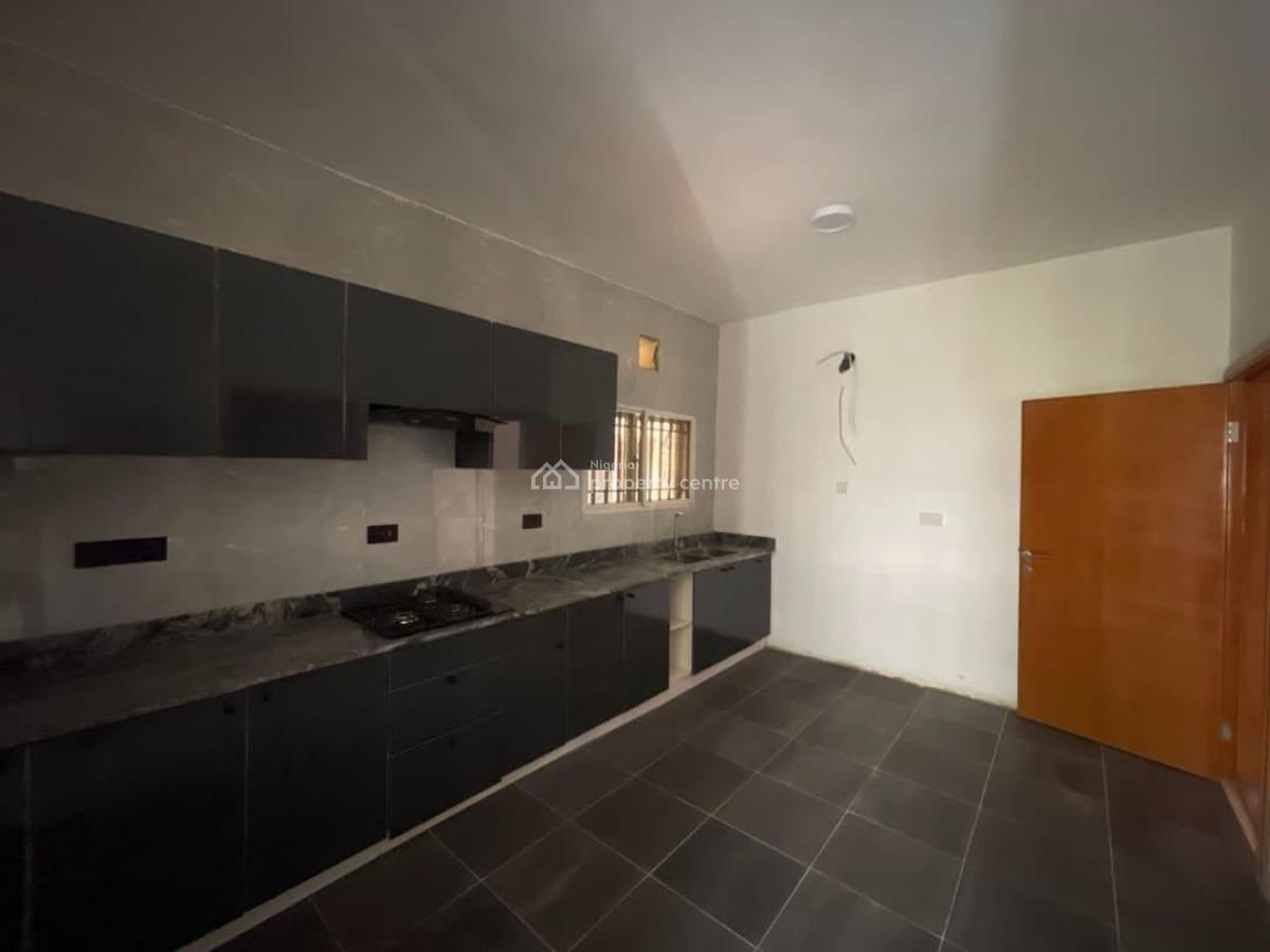 3 Bedroom Apartment Available, Lekki Phase 1, Lekki, Lagos, Flat / Apartment for Rent