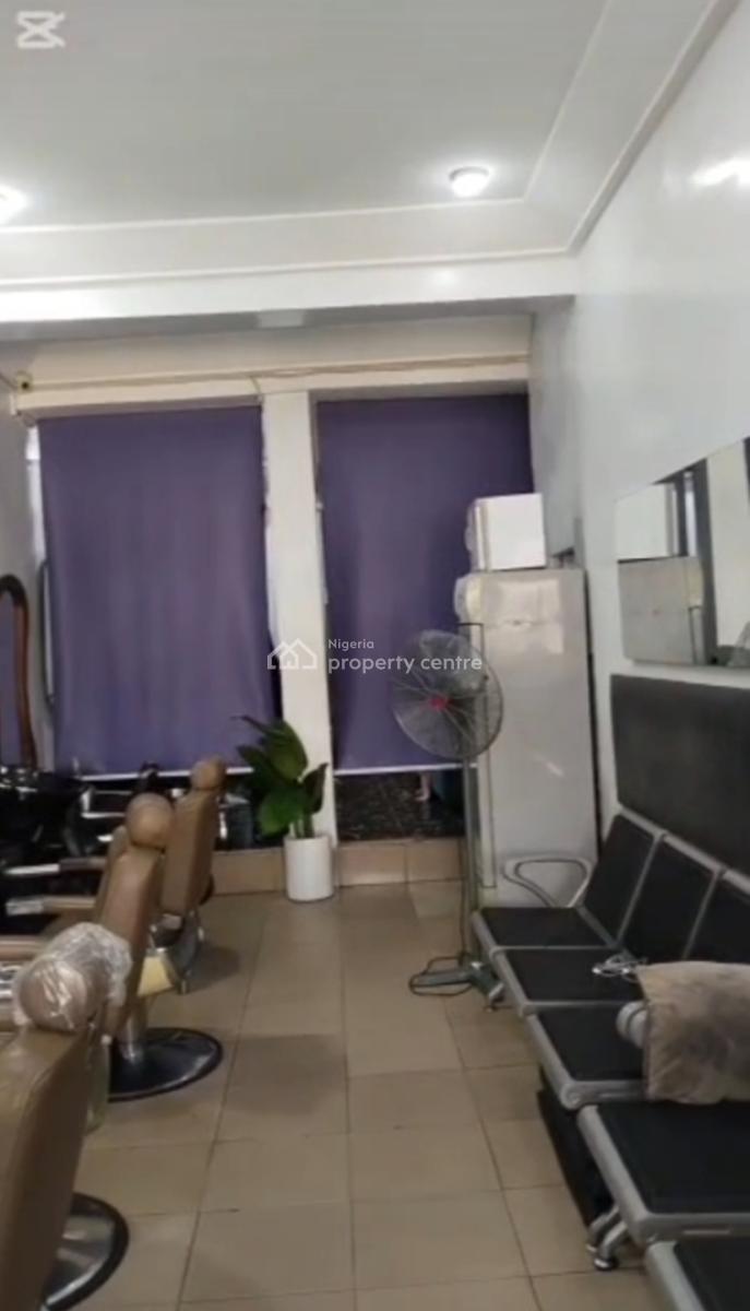 Fully Furnished Unisex Salon/ Spa 4th Avenue for Sell, Gwarinpa, Abuja, Shop for Rent