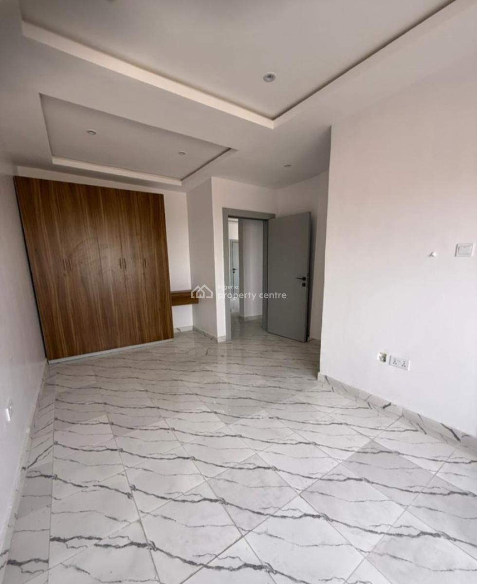 Newly Built and Serviced with 24/7 Power Supply 2 Bedroom En-suite Fla, Ikate, Lekki, Lagos, Flat / Apartment for Rent