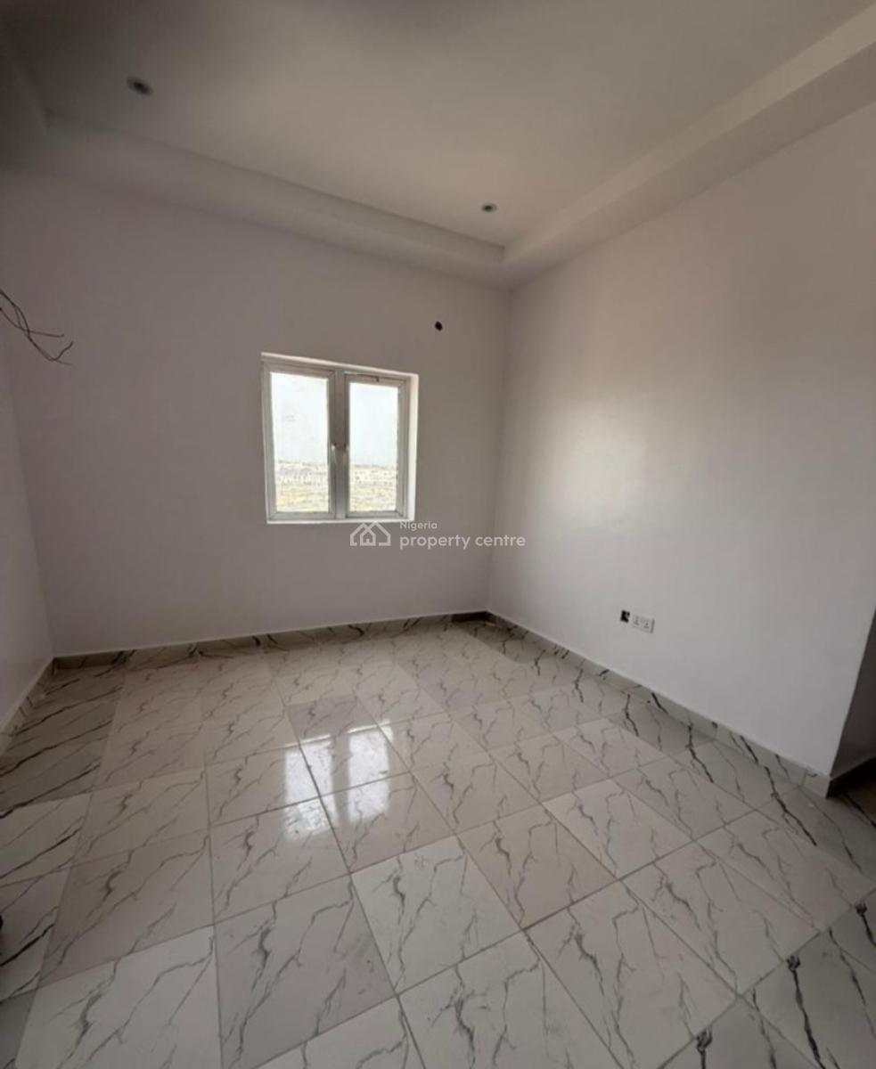 Newly Built and Serviced with 24/7 Power Supply 2 Bedroom En-suite Fla, Ikate, Lekki, Lagos, Flat / Apartment for Rent