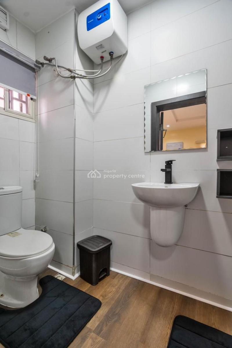Two (2) Bedroom Apartment with Spacious Living Room, Netflix/dstv, Uni, Victoria Island (vi), Lagos, Flat / Apartment Short Let