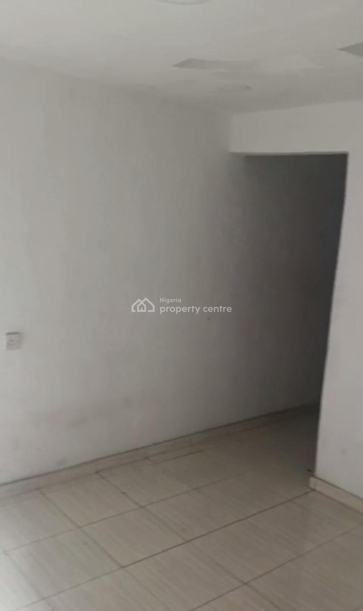 Decent One Bedroom Apartment, Joseph Harrison, Onike, Yaba, Lagos, Mini Flat (room and Parlour) for Rent