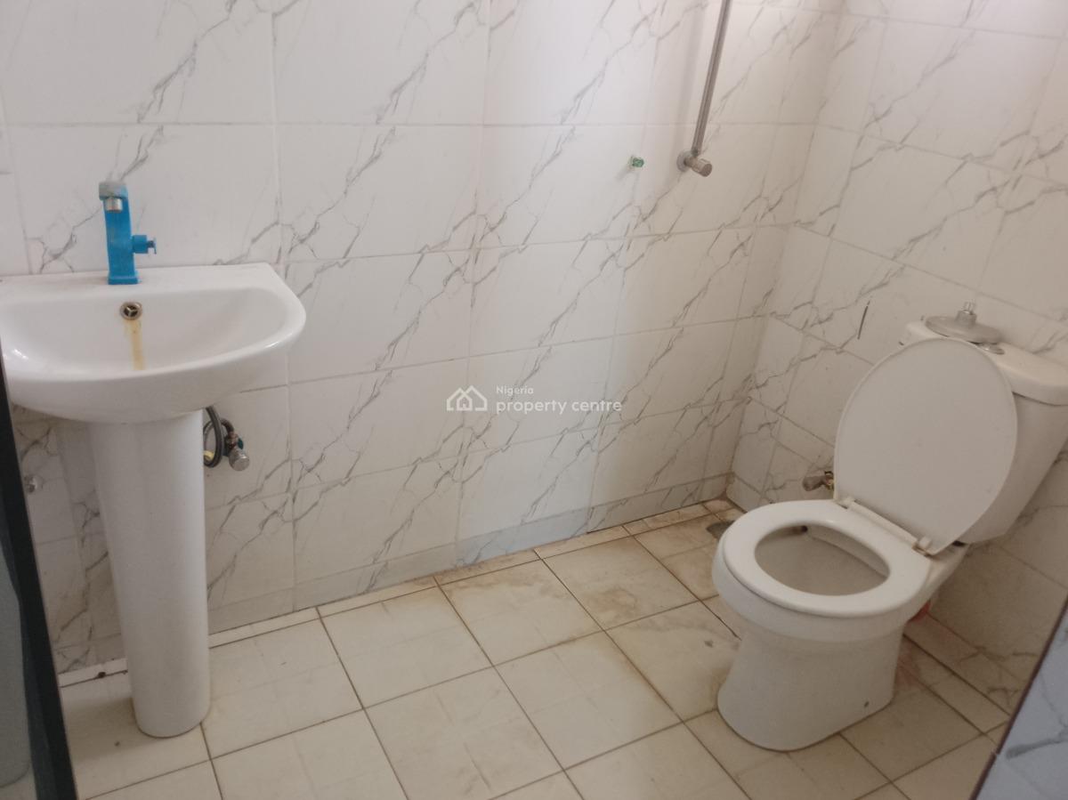 Luxury Two Bedroom Apartment, Opposite Stadium, Ushafa, Bwari, Abuja, Flat / Apartment for Rent