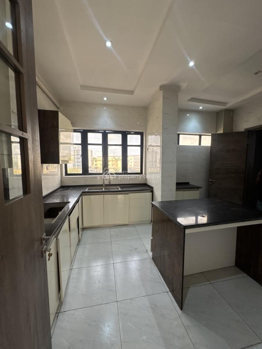 3 Bedroom Apartment, Lekki Phase 1, Lekki, Lagos, Flat / Apartment for Rent