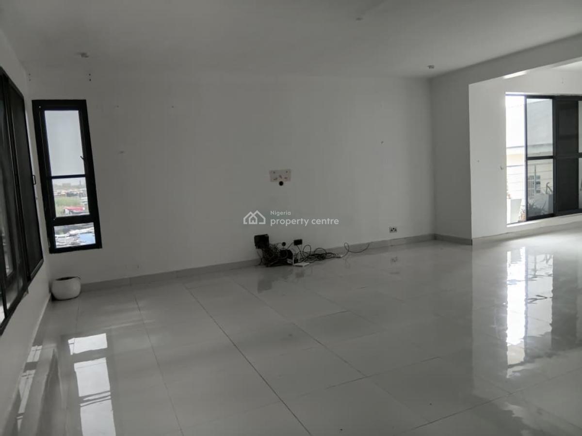 Deluxe 4 Bedroom Townhouse (separate Bq), Off Freedom Way, Lekki Phase 1, Lekki, Lagos, House for Rent