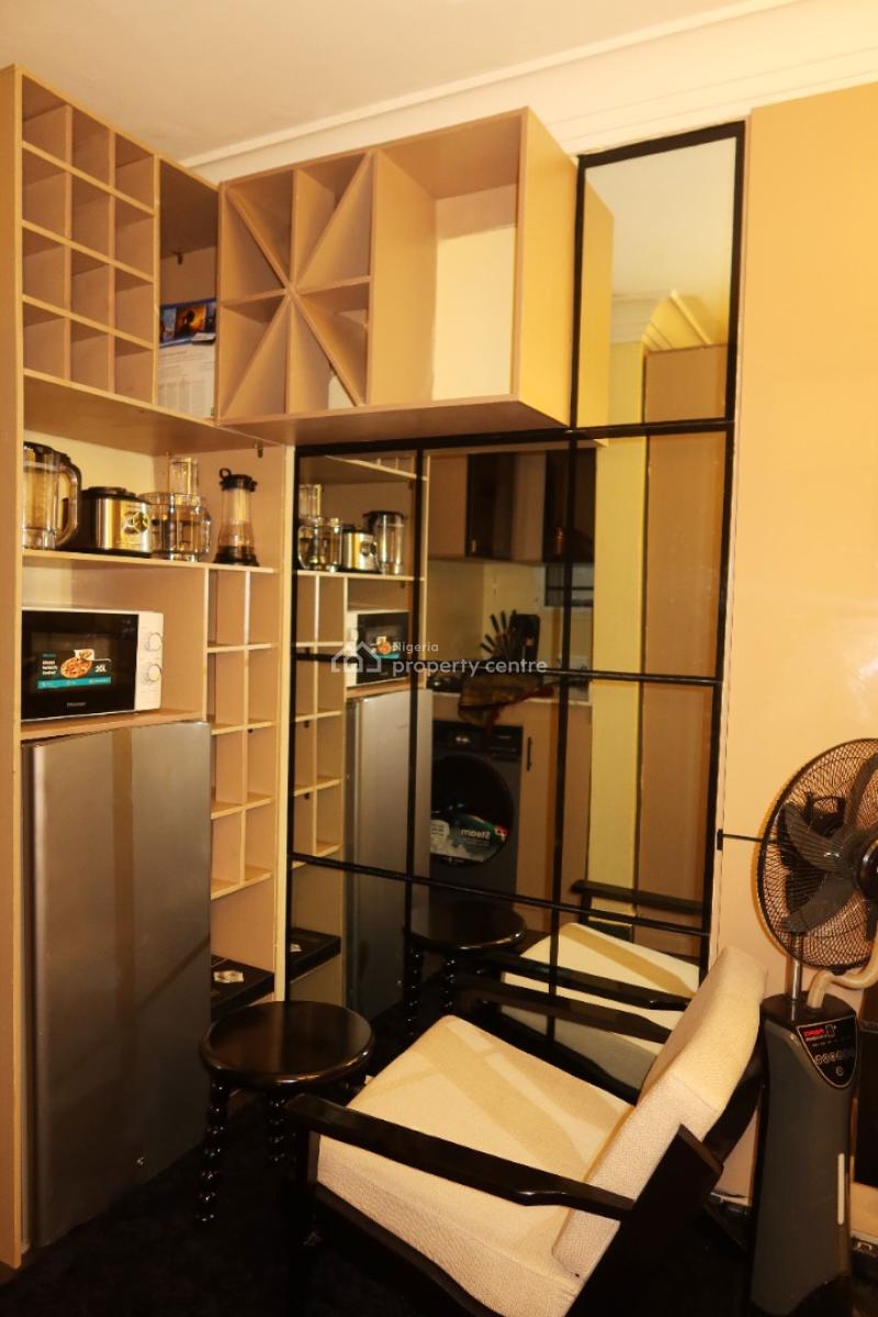 Studio Apartment, Omorinre Johnson, Lekki Phase 1, Lekki, Lagos, Self Contain (single Rooms) Short Let