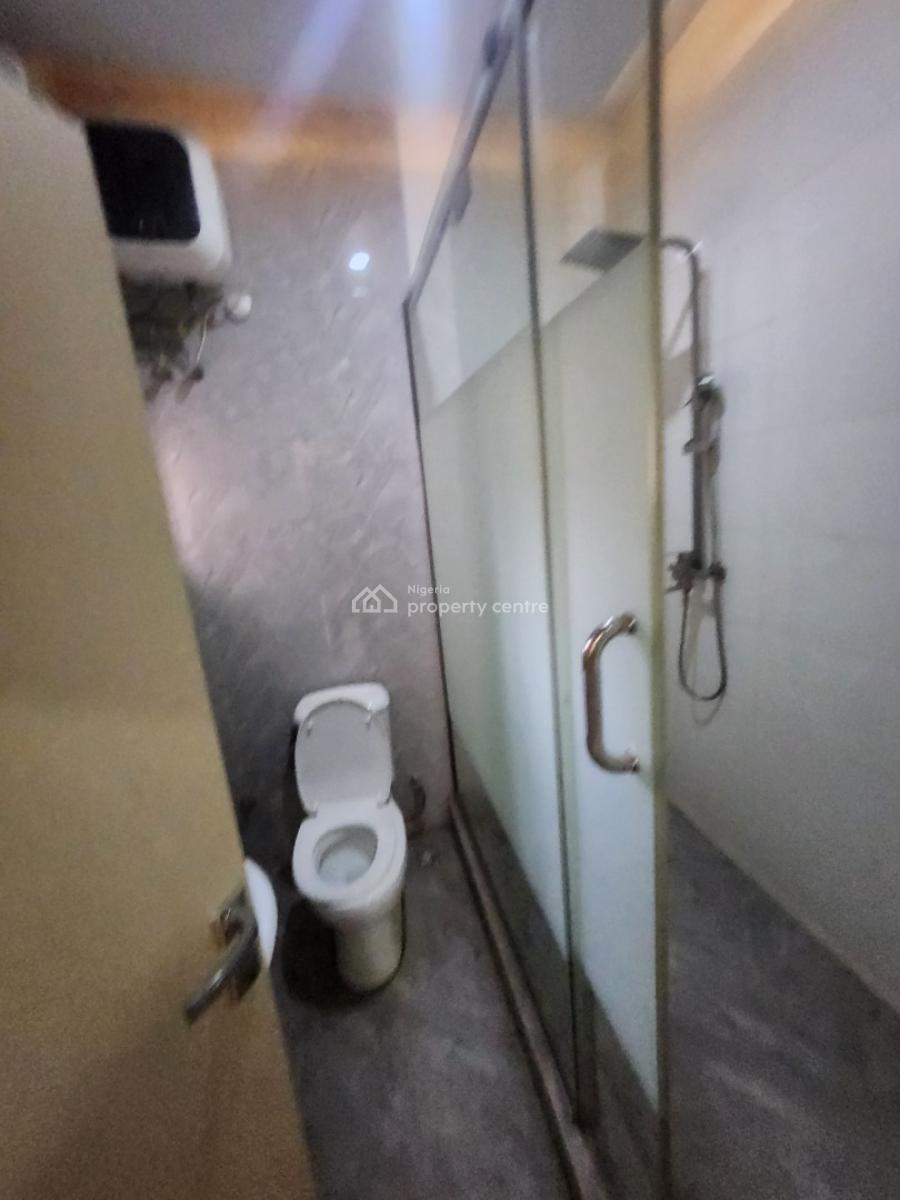 Luxury Service 3 Bedroom Flat with Bq, with Ac & Inverter, Tarred Rd, Off Ademola Adetunkubo, Wuse 2, Abuja, Flat / Apartment for Rent