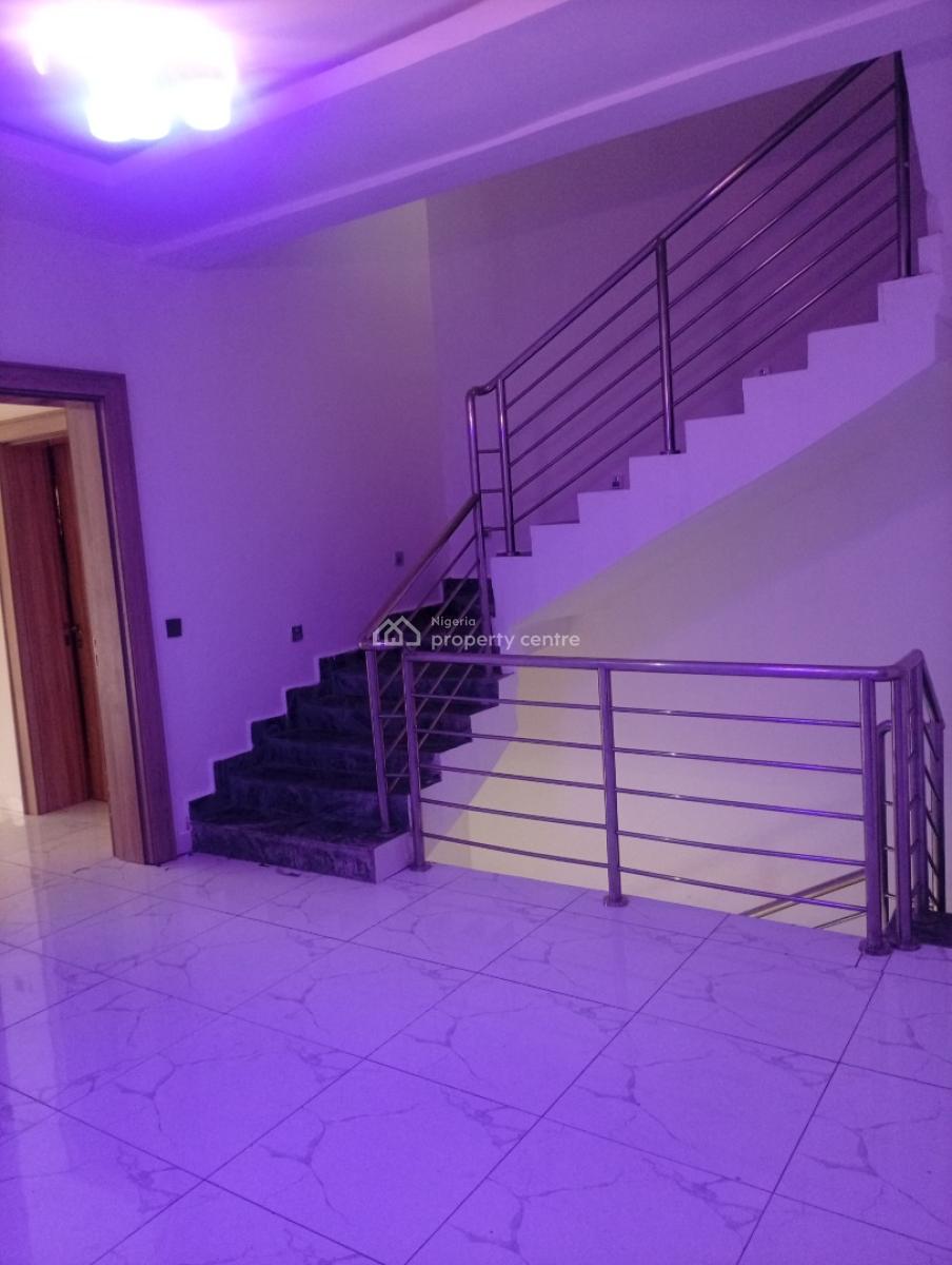 Exquisitely Finished and Spacious 4 Bedroom Terraced Duplex with a Bq, Guzape District, Abuja, Terraced Duplex for Rent