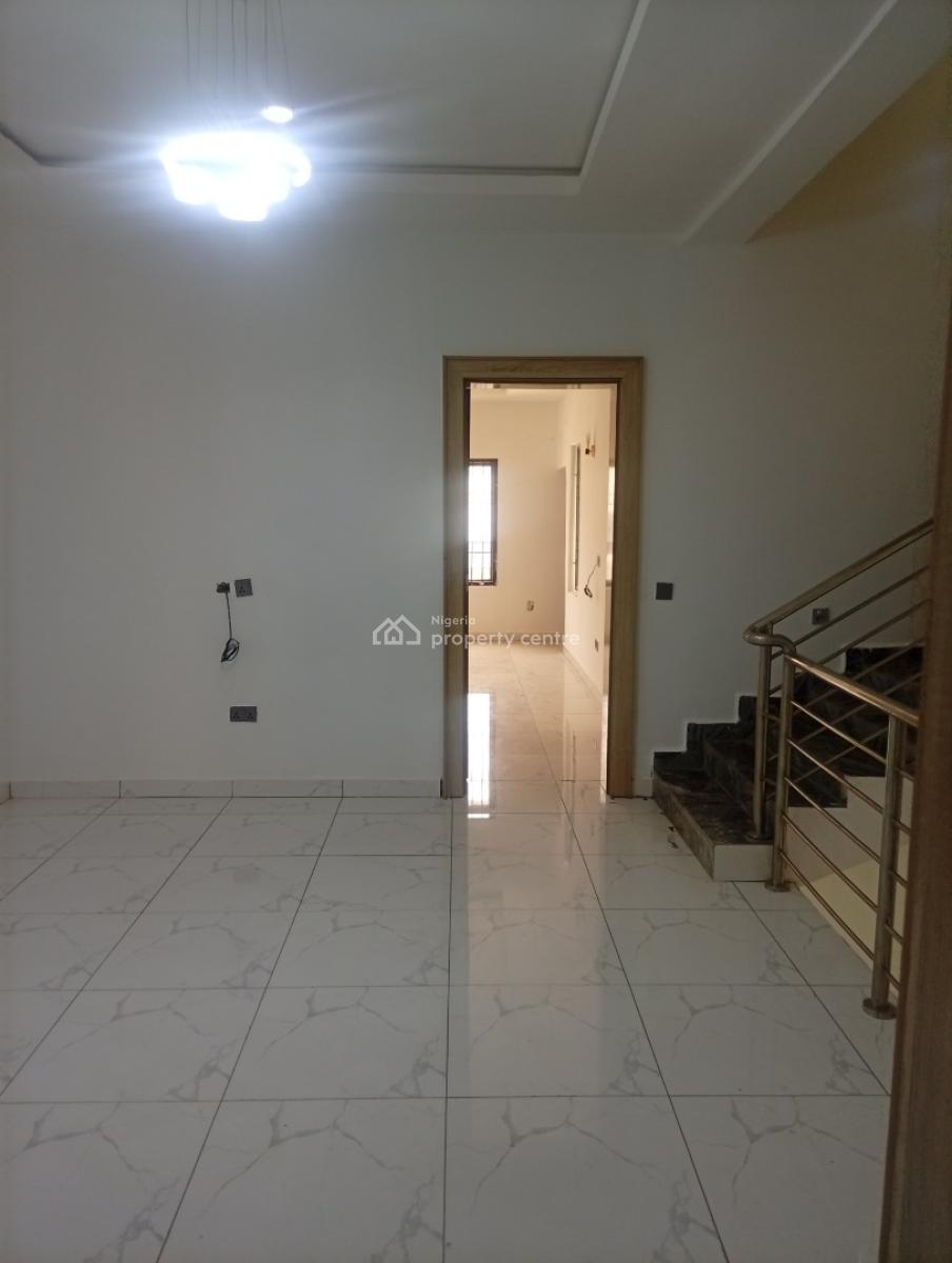 Exquisitely Finished and Spacious 4 Bedroom Terraced Duplex with a Bq, Guzape District, Abuja, Terraced Duplex for Rent