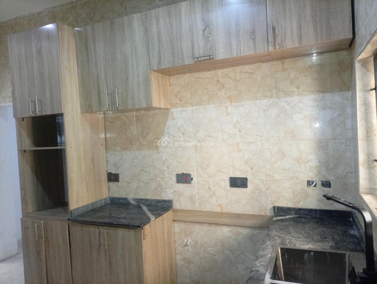 Exquisitely Finished and Spacious 4 Bedroom Terraced Duplex with a Bq, Guzape District, Abuja, Terraced Duplex for Rent