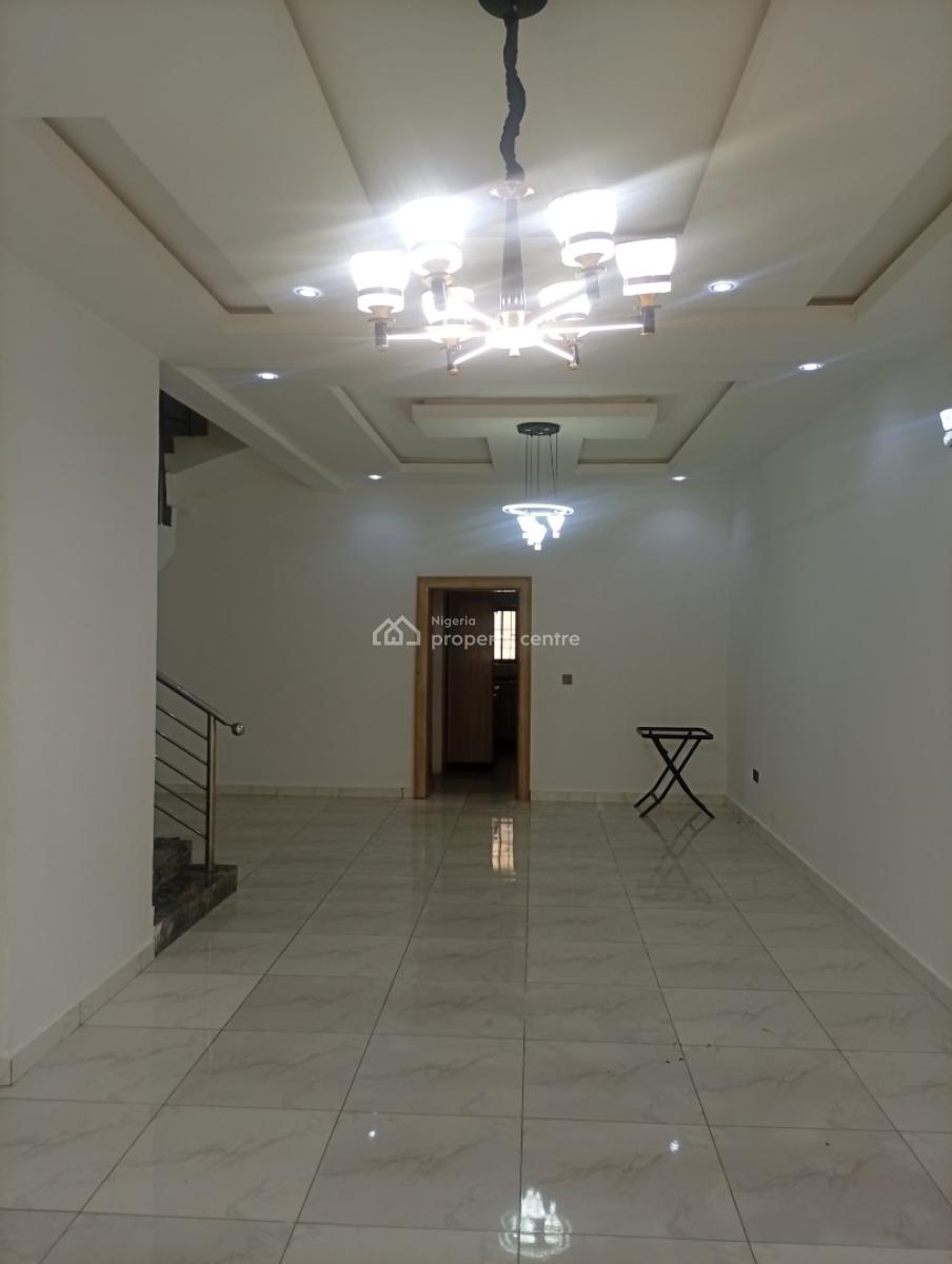 Exquisitely Finished and Spacious 4 Bedroom Terraced Duplex with a Bq, Guzape District, Abuja, Terraced Duplex for Rent