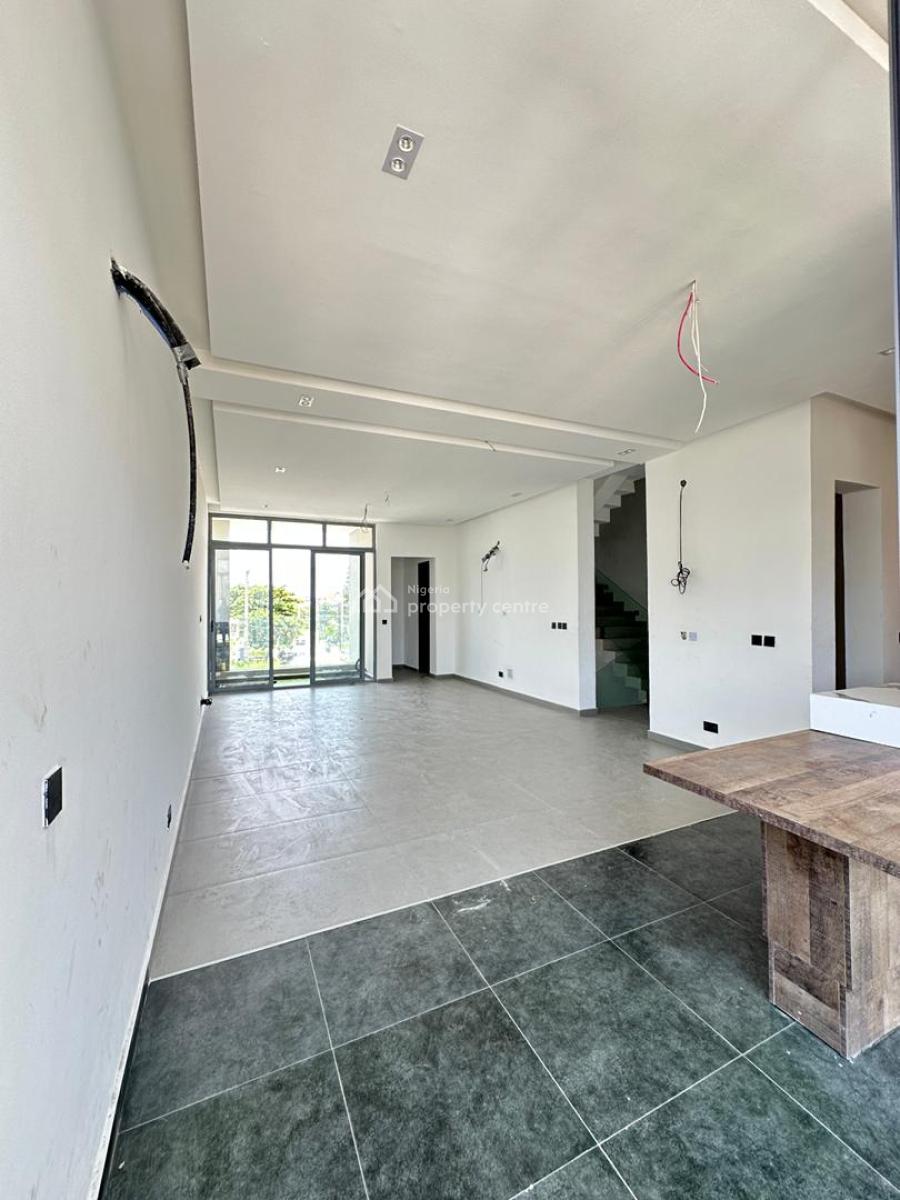Exclusive Spacious 3 & 4 Bedroom Terrace Duplex +bq, Lekki Phase 1, Lekki, Lagos, Terraced Duplex for Sale