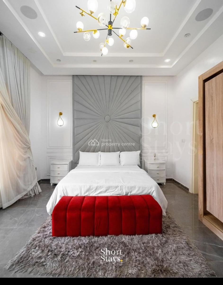3 Bedroom Waterfront Penthouse in Lekki, Lekki Phase 1, Lekki, Lagos, Flat / Apartment for Rent
