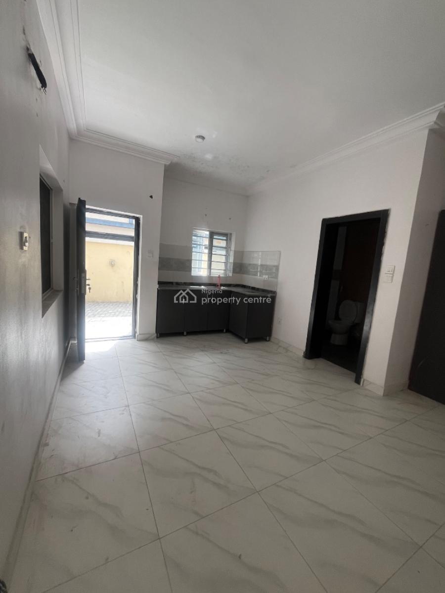 Self Contain, Mobile Road, Ogombo, Ajah, Lagos, Self Contain (single Rooms) for Rent