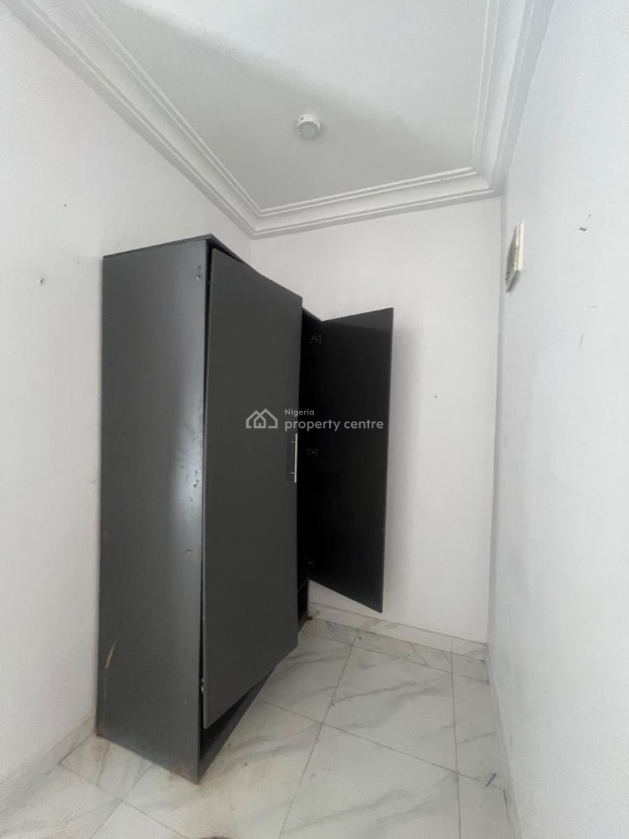 Self Contain, Mobile Road, Ogombo, Ajah, Lagos, Self Contain (single Rooms) for Rent