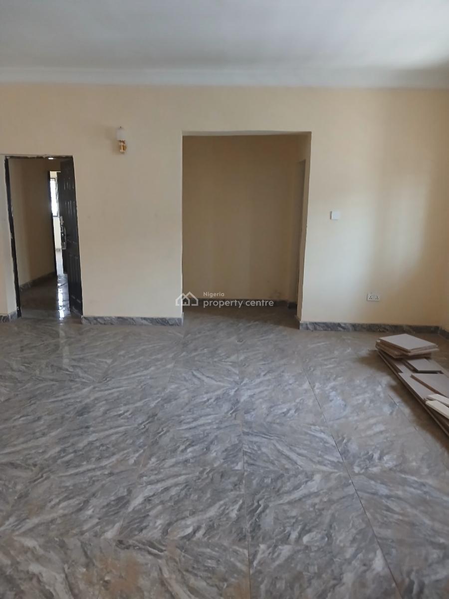 a Brand New Spacious 3-bedroom Flat + 1bq, Idu-karmo Abuja. ( After Nizamiyel Hospital) Turkish Hospital, Idu Industrial, Abuja, Flat / Apartment for Rent