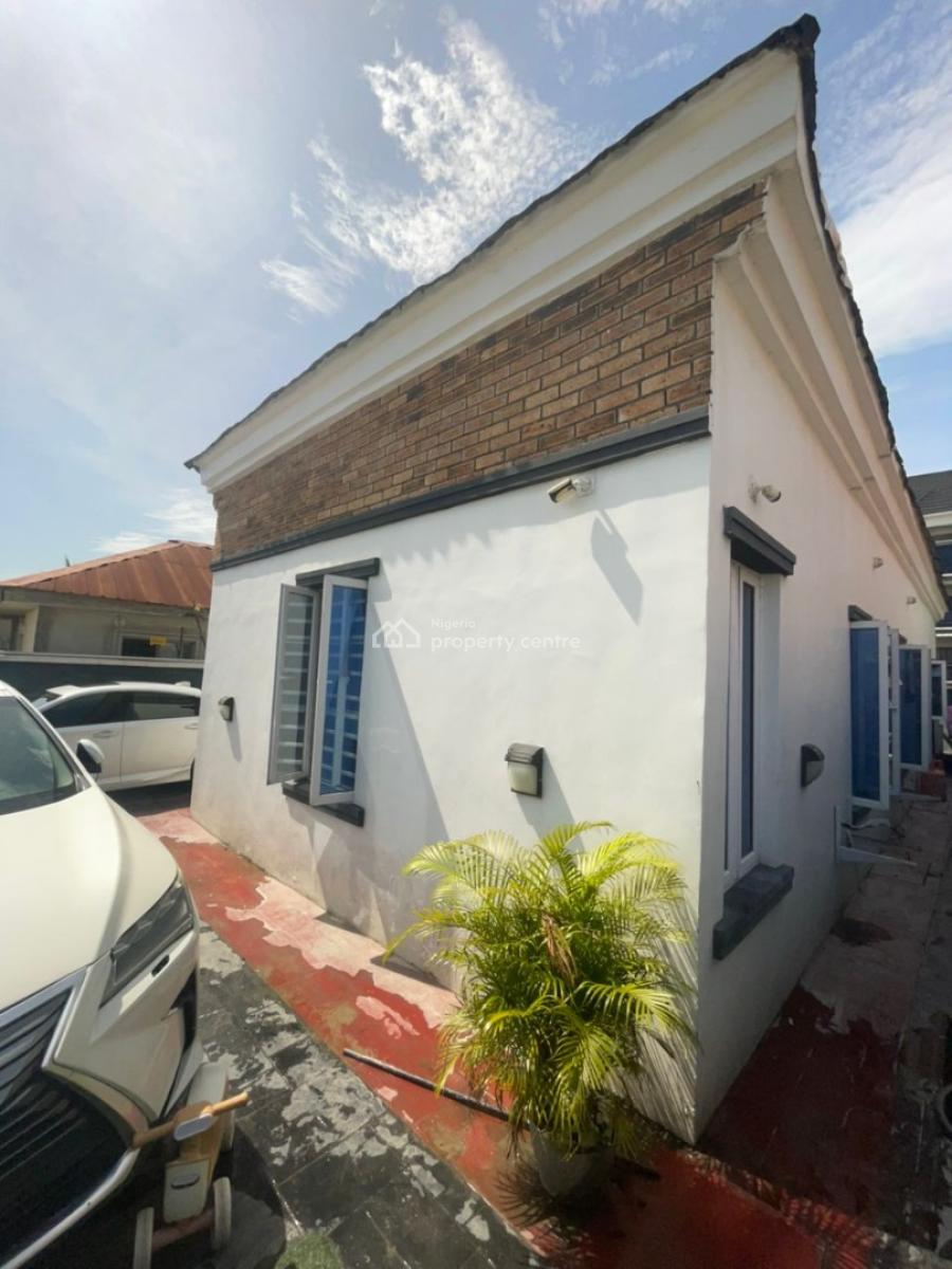 Sharp 3 Bedroom Bungalow Alone in Compound in a Secured Estate, Sangotedo, Sangotedo, Ajah, Lagos, Flat / Apartment for Rent