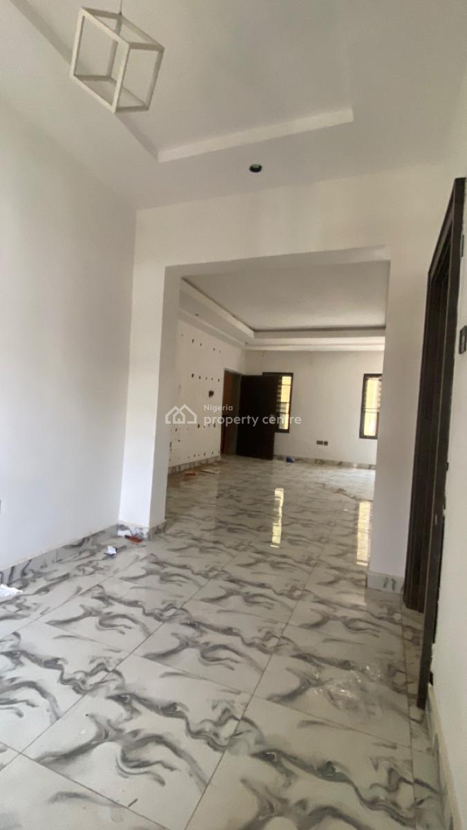 Spacious 3 Bedroom Flat + Bq  Jahi, Jahi Gilmore, Jahi, Abuja, Flat / Apartment for Rent