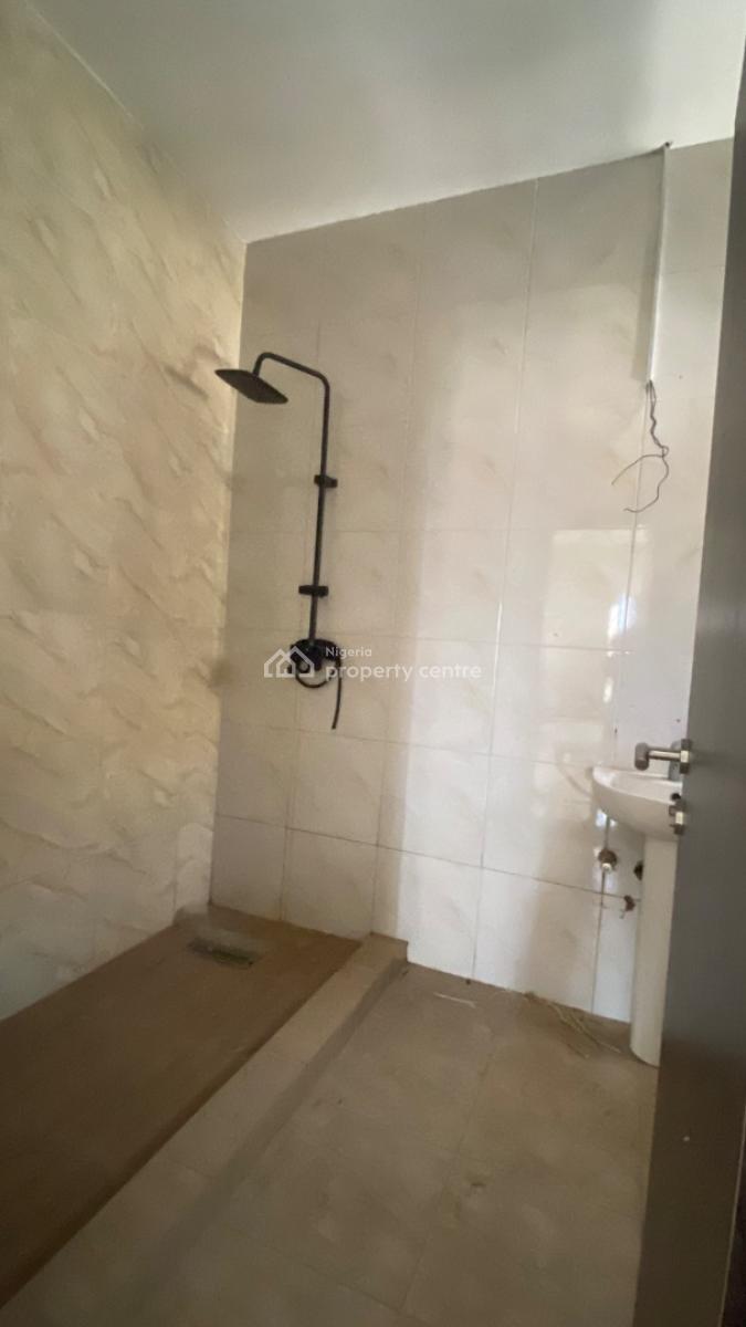 Spacious 3 Bedroom Flat + Bq  Jahi, Jahi Gilmore, Jahi, Abuja, Flat / Apartment for Rent