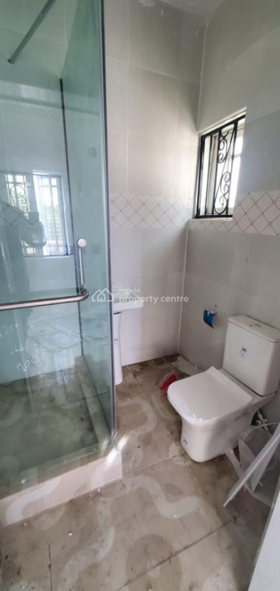 Luxurious 2bedroom Maisonette Flat with Great Facilities, Lekki County, Lekki, Lagos, Flat / Apartment for Rent