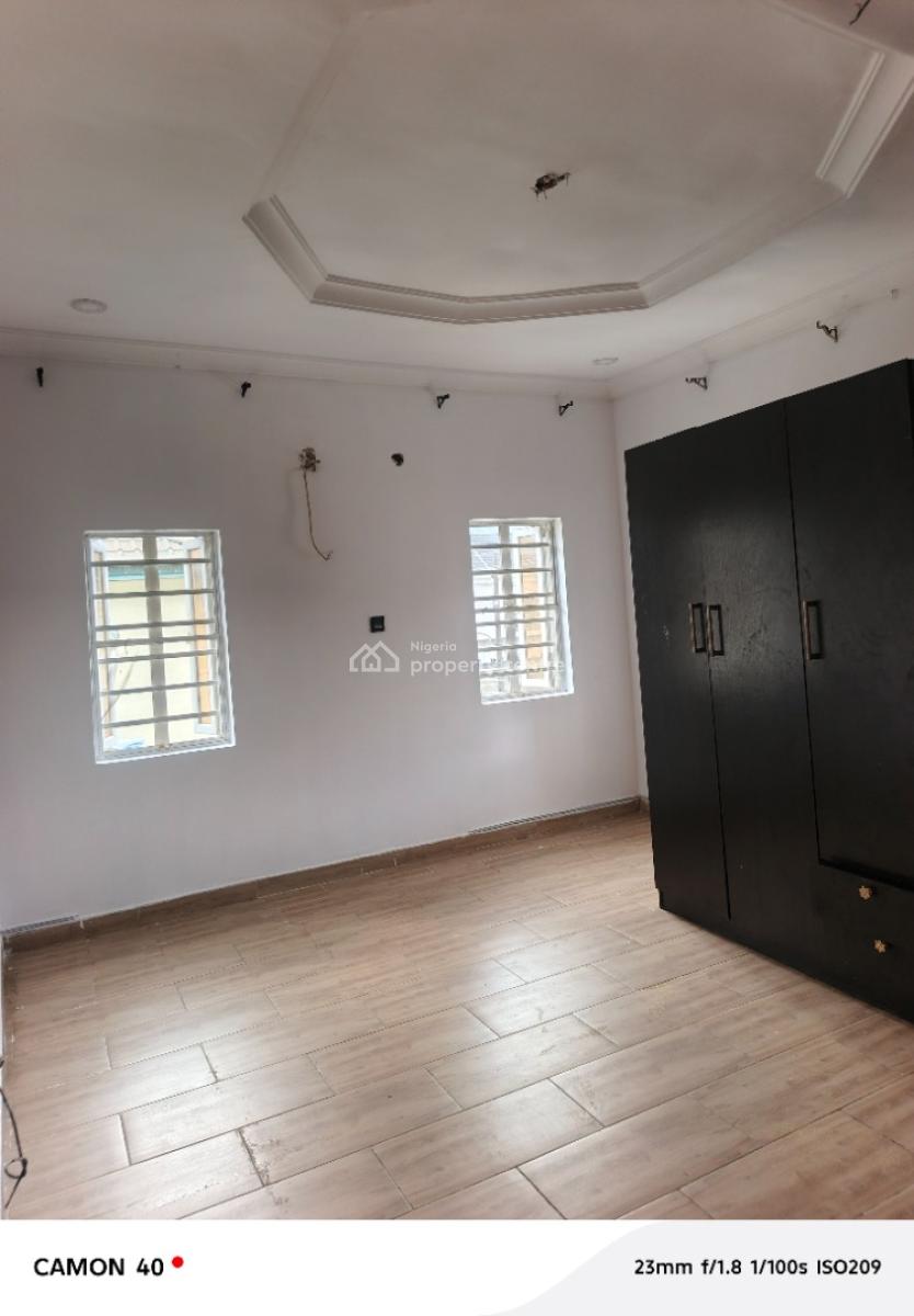 Luxury 2 Bedroom Flat Upstairs in an Estate at Badore Ajah, Badore Ajah, Badore, Ajah, Lagos, Flat / Apartment for Rent