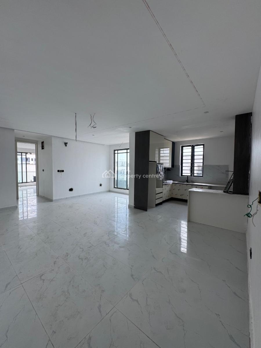 Spacious 2&3 Bedroom Apartment, Lekki Phase 1, Lekki, Lagos, Flat / Apartment for Sale