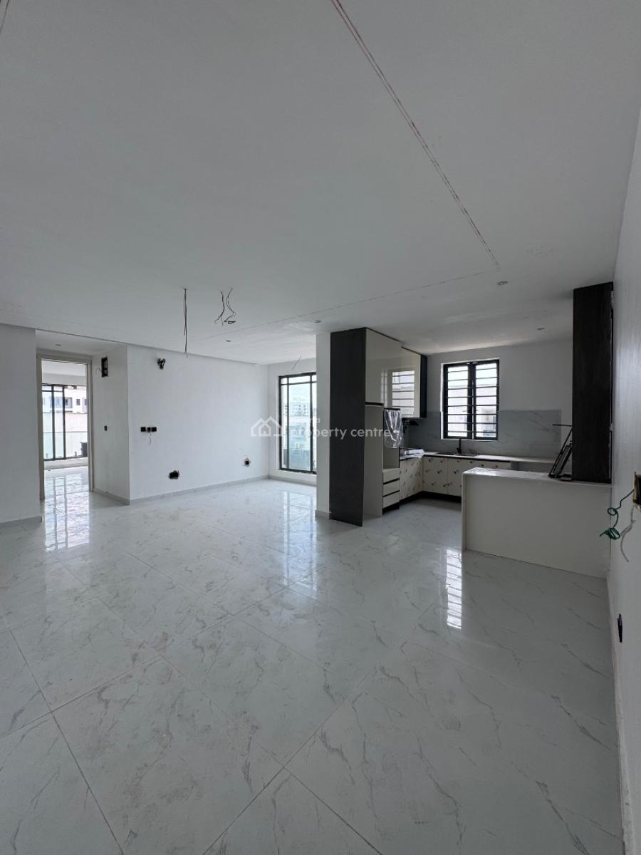 Spacious 2&3 Bedroom Apartment, Lekki Phase 1, Lekki, Lagos, Flat / Apartment for Sale