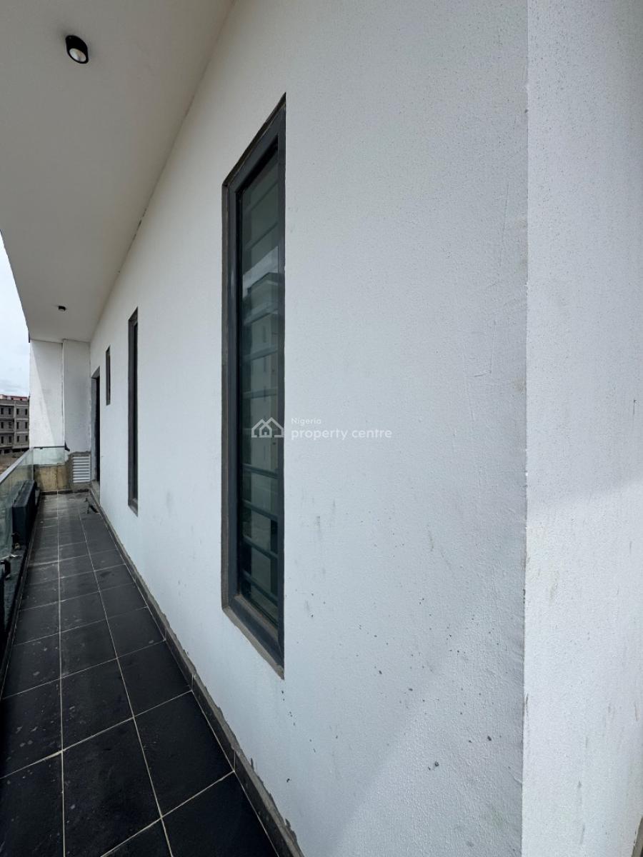 Spacious 2&3 Bedroom Apartment, Lekki Phase 1, Lekki, Lagos, Flat / Apartment for Sale