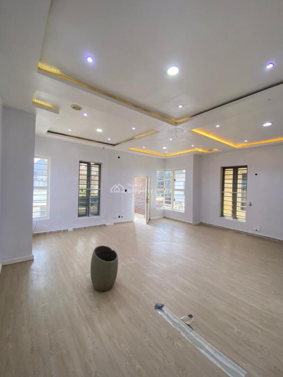 5 Bedroom Duplex for Restaurants Or Bar Use, Osapa London, Osapa, Lekki, Lagos, School for Rent