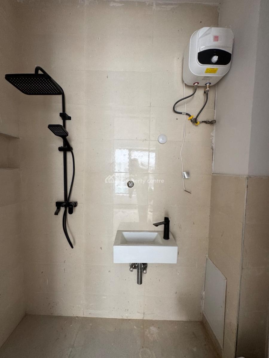 Three (3) Bedroom Maisonette, Lekki Expressway, Lekki, Lagos, House for Sale