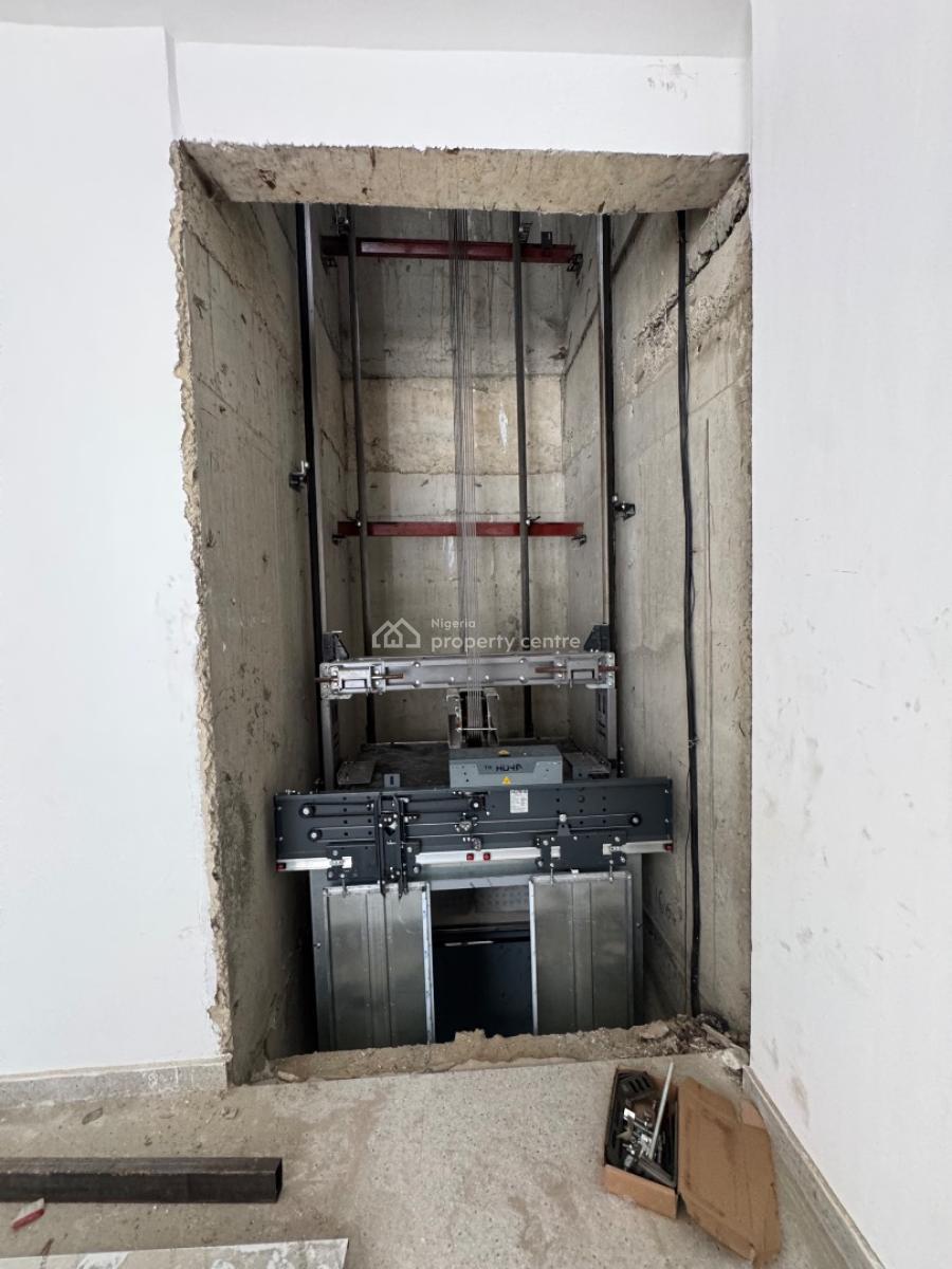 Three (3) Bedroom Maisonette, Lekki Expressway, Lekki, Lagos, House for Sale