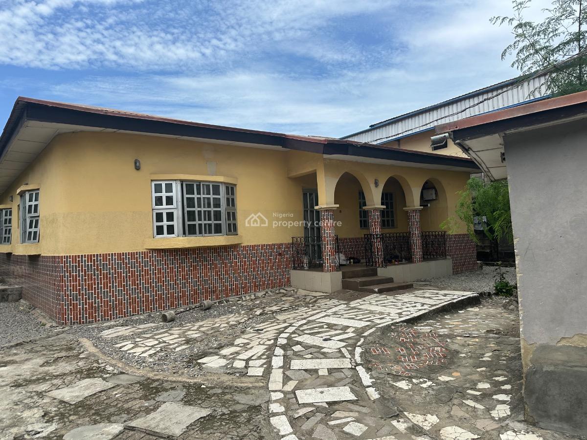 Maxive 8 Bedroom  Flat in a Call in Estate, Boundary Estate Sangotedo/abijoh, Sangotedo, Ajah, Lagos, Flat / Apartment for Sale