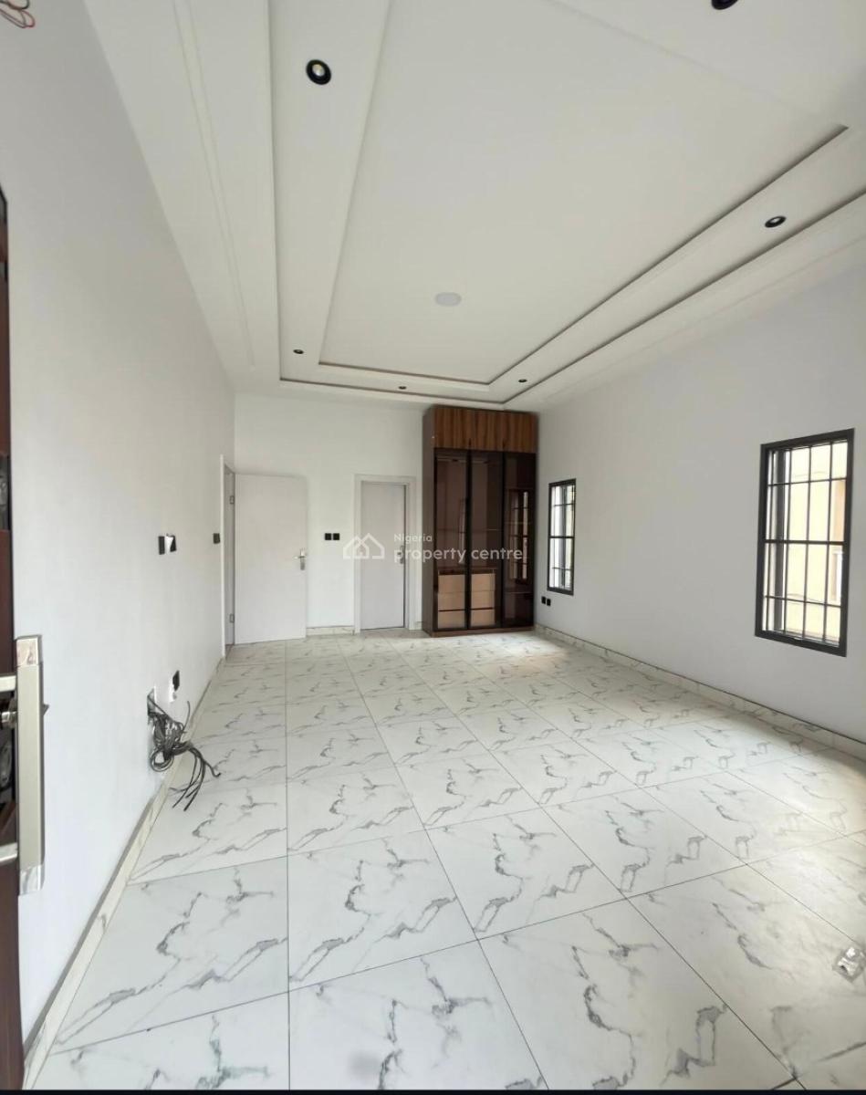 4 Bedroom Detached Duplex, Magodo Phase 1, Gra Phase 1, Magodo, Lagos, Semi-detached Duplex for Sale