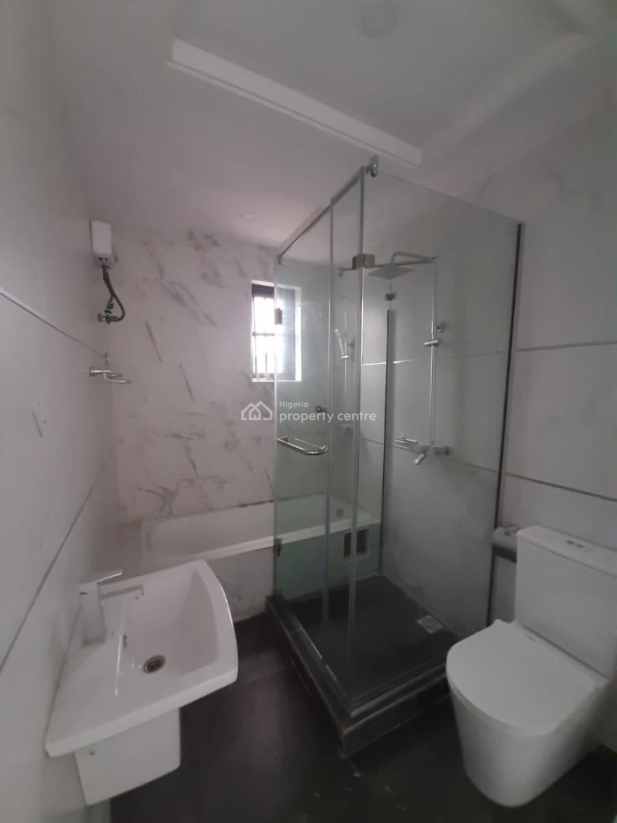 Serviced 3 Bedroom En-suite Maisonette with an Enclosed Fitted Kitchen, Ikate Elegushi, Lekki, Lagos, Flat / Apartment for Rent