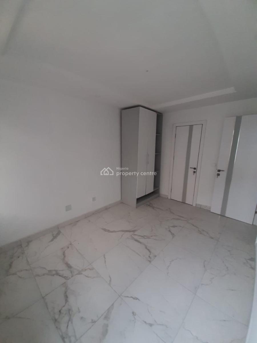 Serviced 3 Bedroom En-suite Maisonette with an Enclosed Fitted Kitchen, Ikate Elegushi, Lekki, Lagos, Flat / Apartment for Rent