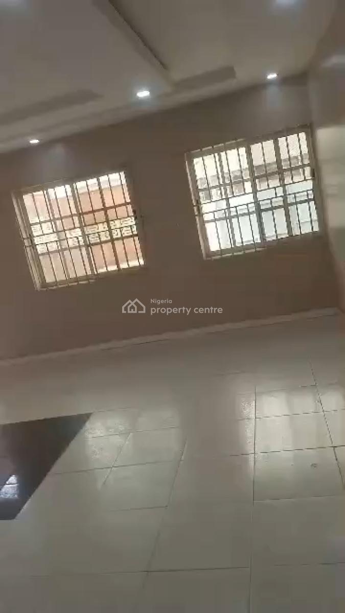 a Fully Finished 3bedroom Apartment, Gowon Estate Egbeda, Egbeda, Alimosho, Lagos, Flat / Apartment for Rent