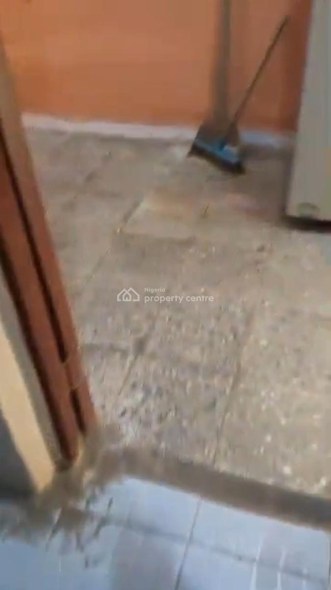 a Fully Finished 3bedroom Apartment, Gowon Estate Egbeda, Egbeda, Alimosho, Lagos, Flat / Apartment for Rent
