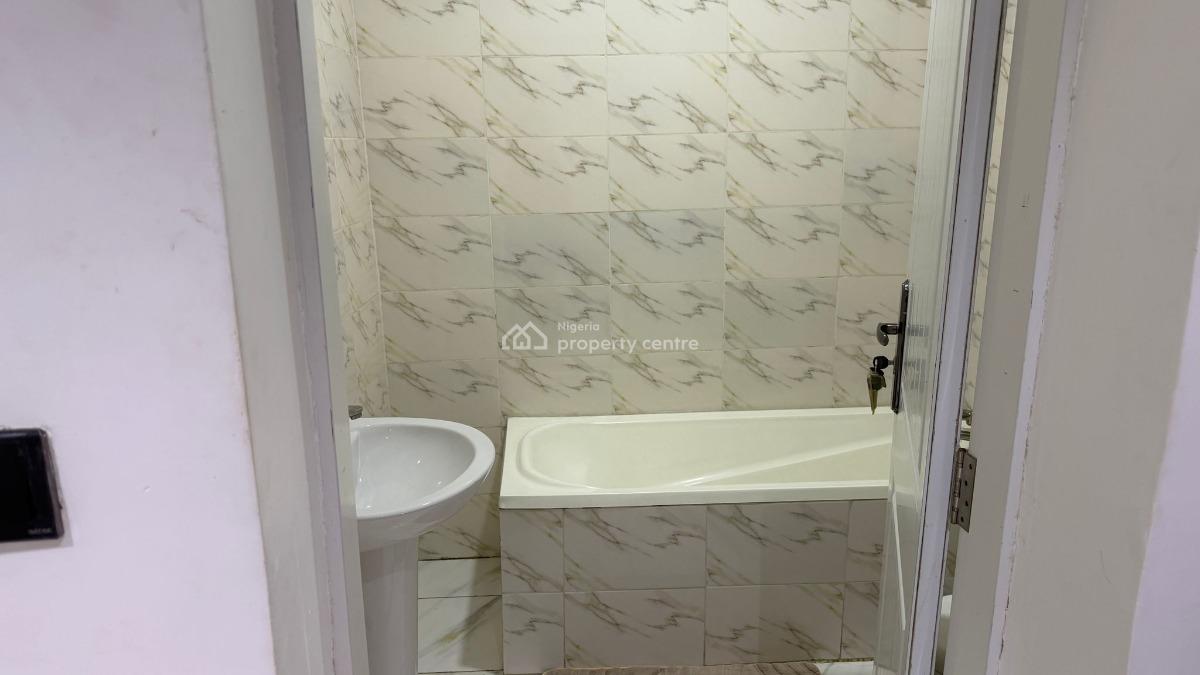 Furnished, Beautifully Finished 2 Bedroom Flat with Guest Toilet, Katampe, Abuja, Flat / Apartment for Rent