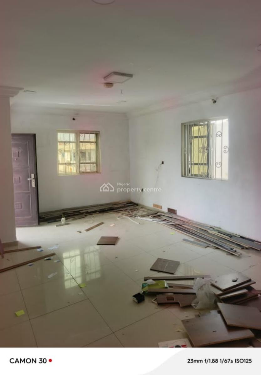 Well Maintained Ensuit 6 Bedroom Fully Detached House + Two Bq, Off Admiralty Way, Lekki Phase 1, Lekki, Lagos, Detached Duplex for Rent