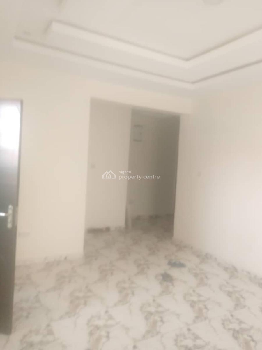 Massive 2bedroom Flat Walking Distance, Elemoro, Royal Estate Bogije, Bogije, Ibeju Lekki, Lagos, Flat / Apartment for Rent