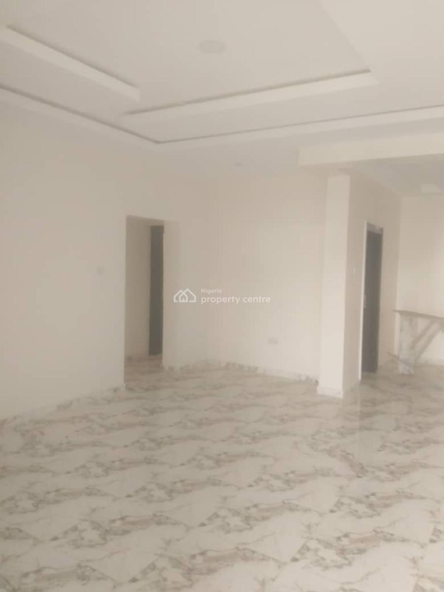 Massive 2bedroom Flat Walking Distance, Elemoro, Royal Estate Bogije, Bogije, Ibeju Lekki, Lagos, Flat / Apartment for Rent
