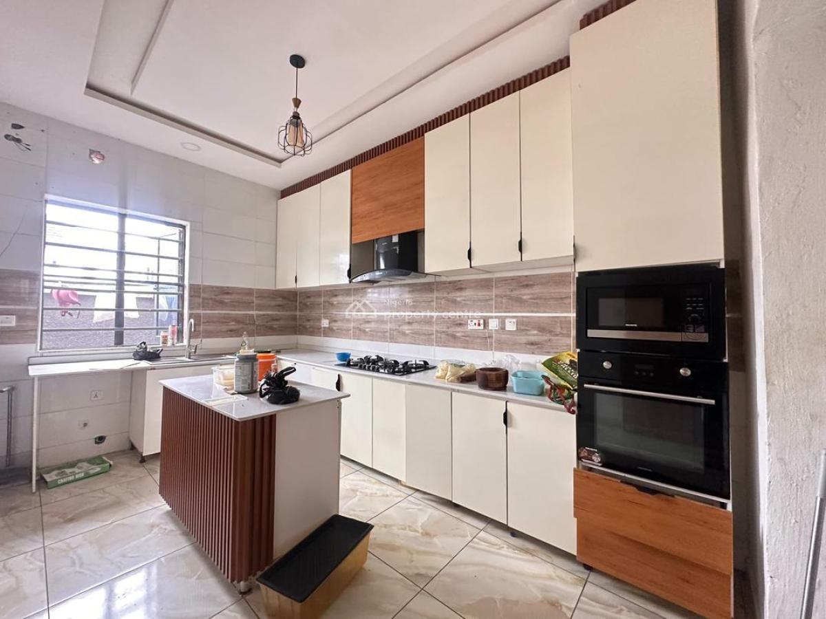 4-bedroom Terrace Duplex, Lekki, Lagos, Terraced Duplex for Rent