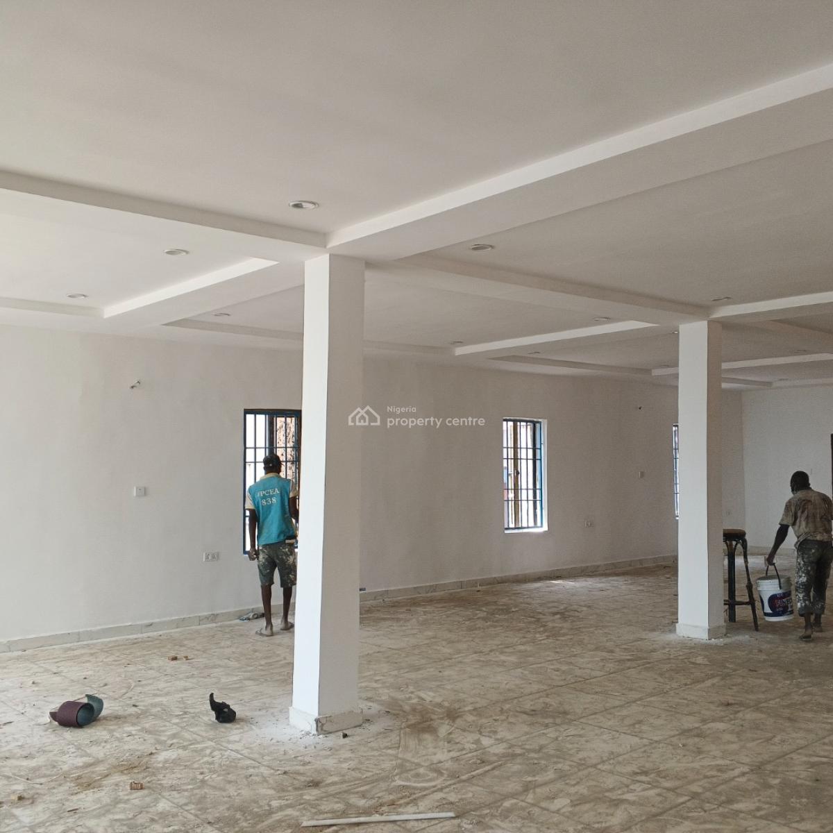 Large Business Space, Lugbe District, Abuja, Plaza / Complex / Mall for Rent