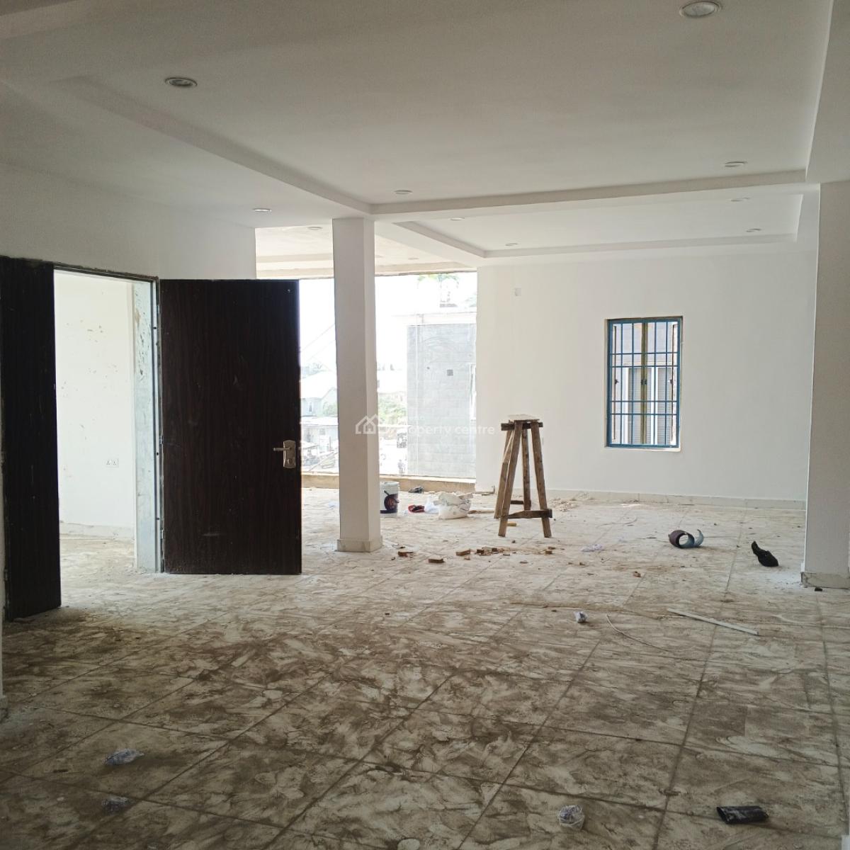 Large Business Space, Lugbe District, Abuja, Plaza / Complex / Mall for Rent