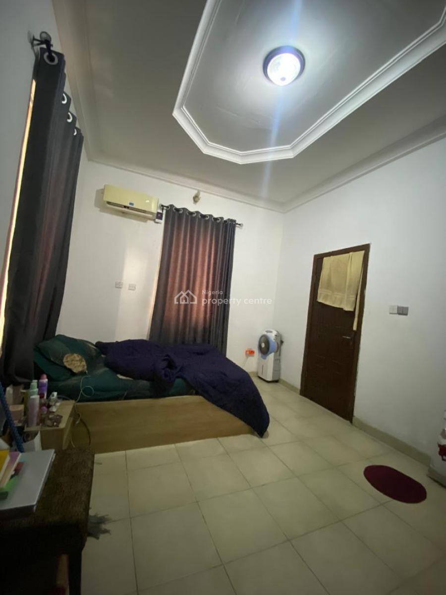 Massive and Standard Miniflat Upstairs, Lekki, Lagos, Mini Flat (room and Parlour) for Rent