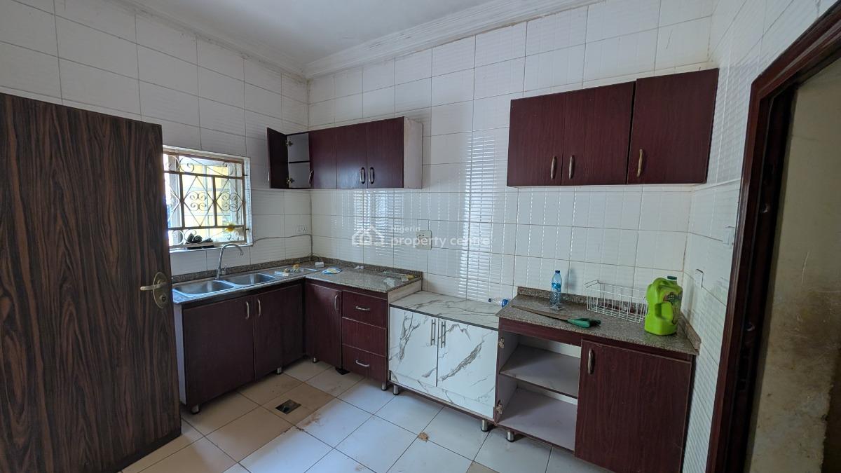3 Bedroom Flat - First Floor, Wuye, Abuja, Flat / Apartment for Rent