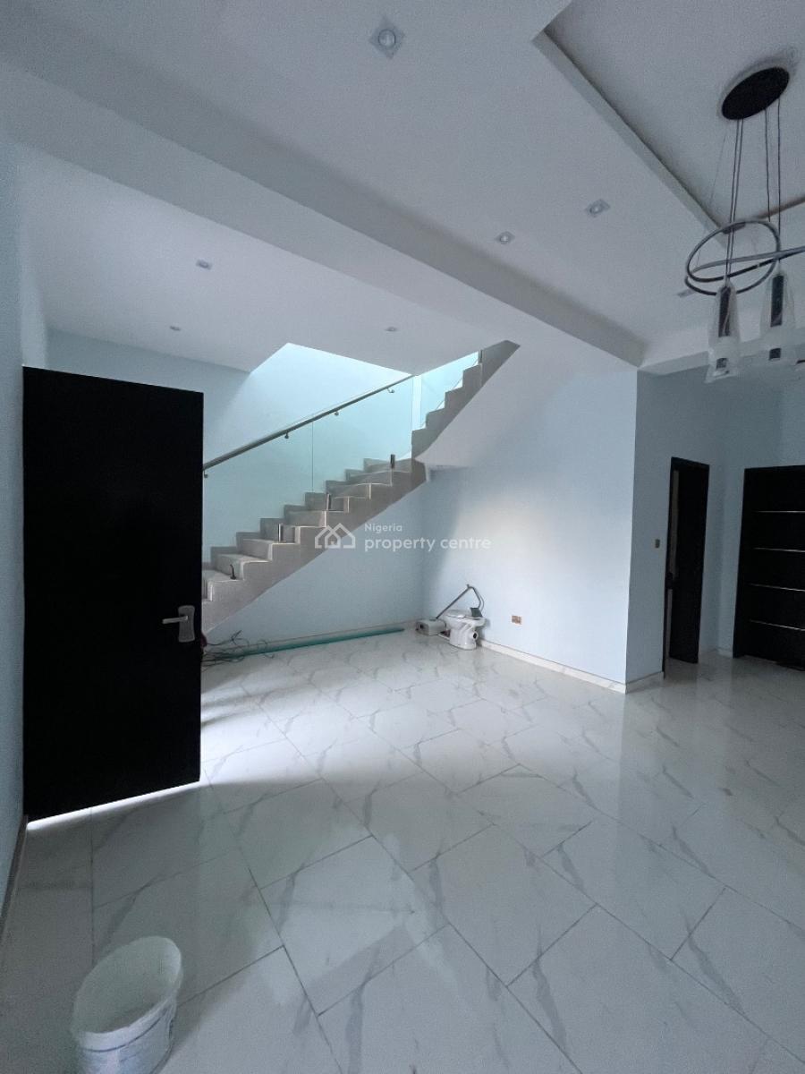Uniquely Designed and Well Built 4 Bedroom House with Bq and Gatehouse, Lekki Scheme 2 Ogombo Road Ajah Lagos Nigeria, Lekki Phase 2, Lekki, Lagos, Semi-detached Duplex for Sale