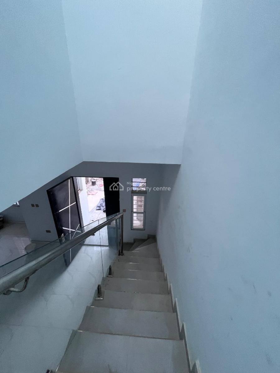 Uniquely Designed and Well Built 4 Bedroom House with Bq and Gatehouse, Lekki Scheme 2 Ogombo Road Ajah Lagos Nigeria, Lekki Phase 2, Lekki, Lagos, Semi-detached Duplex for Sale