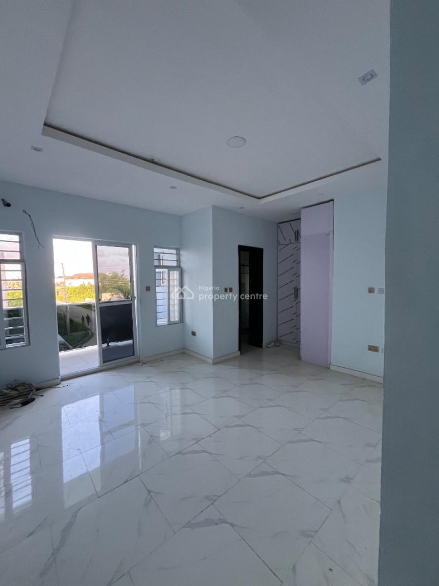 Uniquely Designed and Well Built 4 Bedroom House with Bq and Gatehouse, Lekki Scheme 2 Ogombo Road Ajah Lagos Nigeria, Lekki Phase 2, Lekki, Lagos, Semi-detached Duplex for Sale